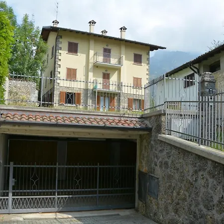 Casadellamontagna Апартаменты Dorga